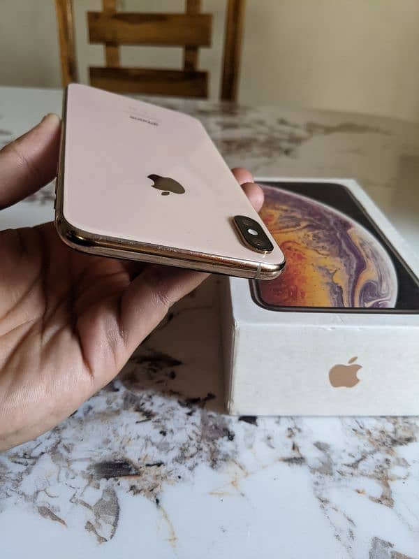 iphone XS Max 9.5/10 256gb PTA Approved with Box 9