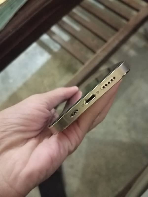 iphone 12 pro golden 128gb 10/10 5