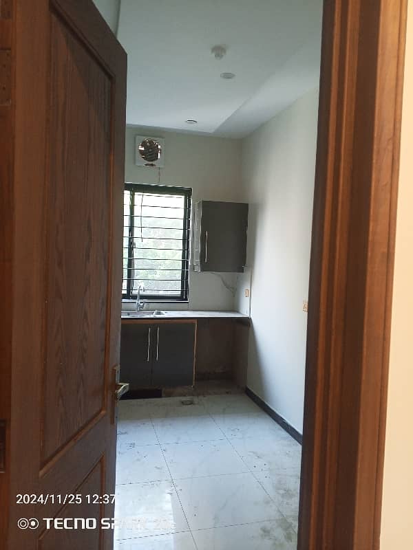 14 Marla Full House Available For Rent In Devine Gardens Near Ring Road And Allama Iqbal International Airport Lahore 5