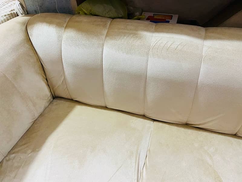 comfortable sofas with cushions 2