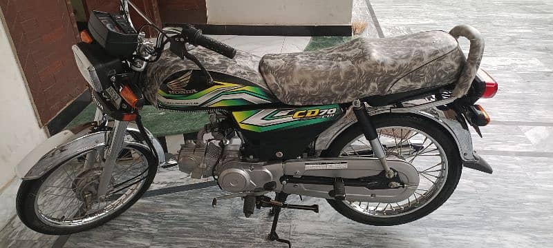 HONDA CD70.03017477719 0