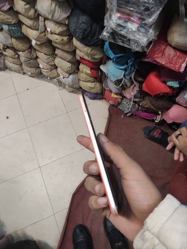 oppo f17 6