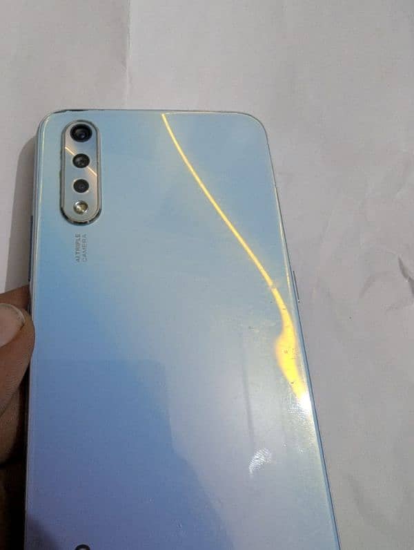 Vivo s1 4/128 dual sim pta approved 8