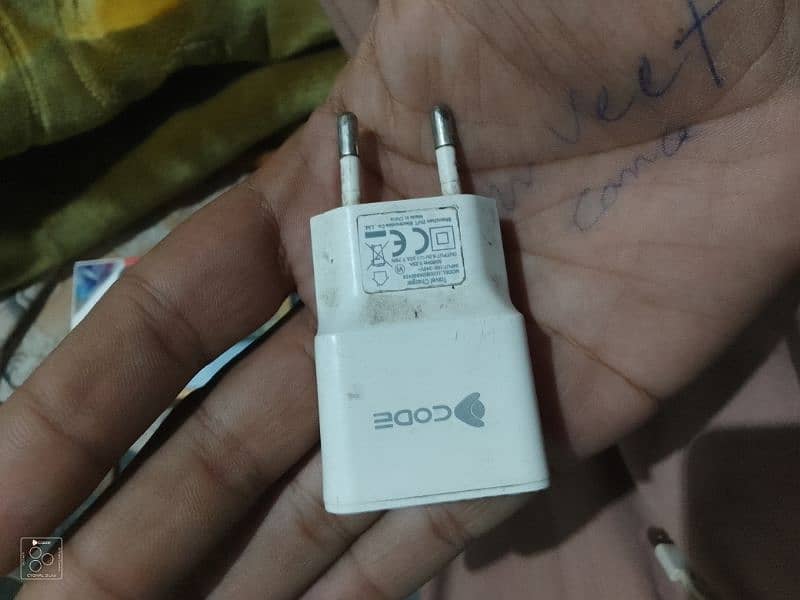 Dcode cygnal 3. . 4+64 hai 5000 mah hai 4