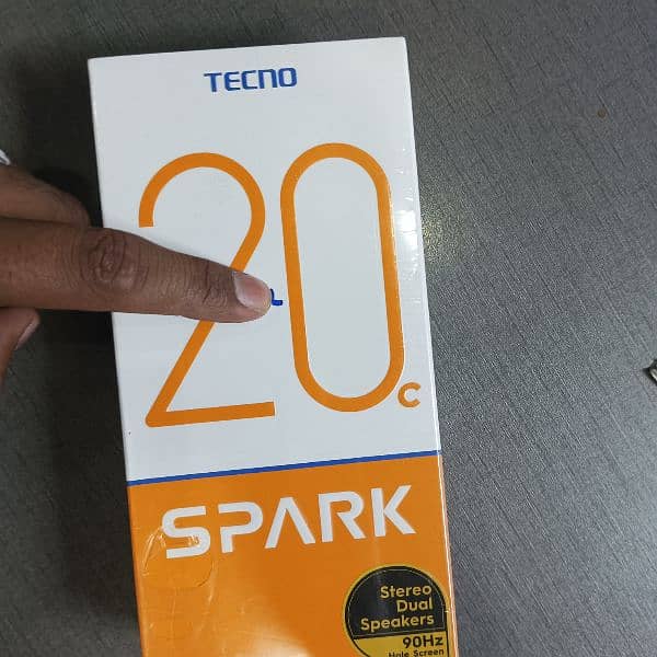 Techno Sparck 20-C 4/128 0