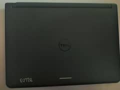 dell core I 3 4. gen 8 GB ram 128 GB SSD