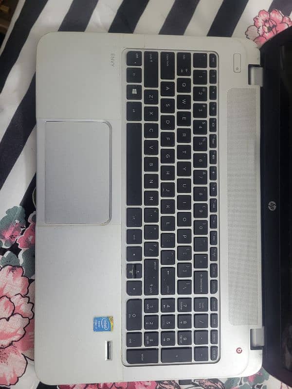 hp ENVY 15 notebook 1tb hdd 8gb ram 3