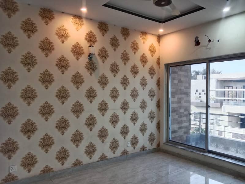 1kanal Like Brand New Slightly Use House In Dha Phase 8 Ex Park View For Rent 6