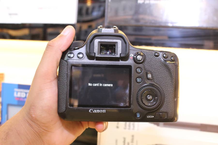 Canon 6D Body Only 2