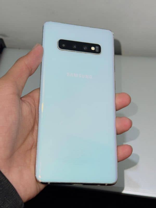 Samsung S10 Plus Official Pta Approved 8/128 13