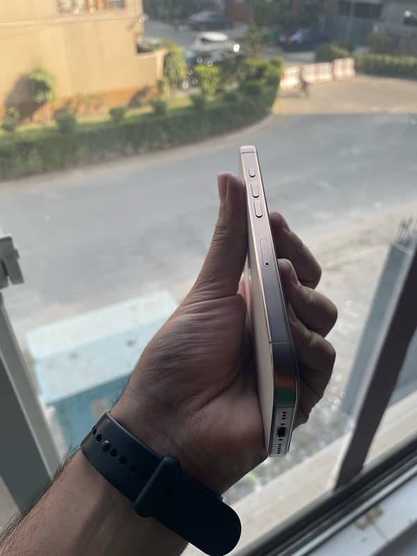 IPHONE 16 PRO 256GB DESERT TITANIUM NON PTA DUBAI MODEL 1