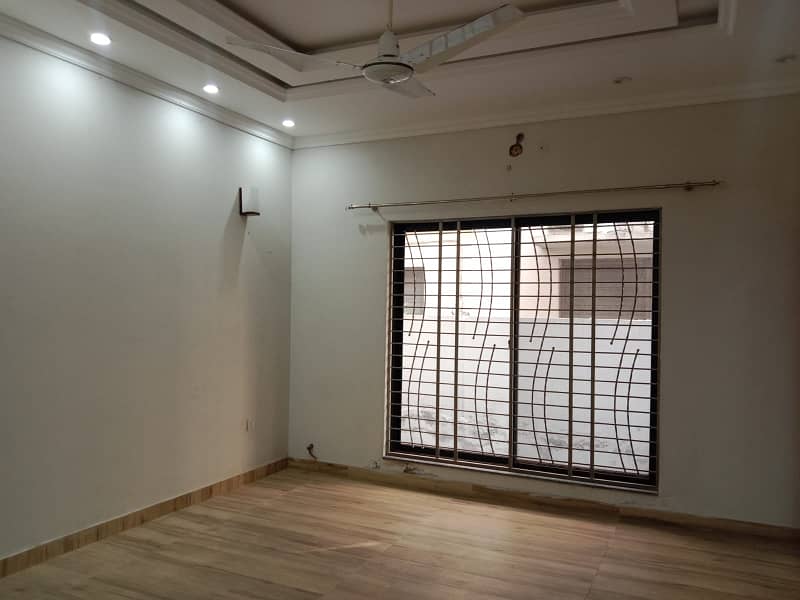 1 Kanal Like Brand New Upper Portion In Dha Phase 8 Ex Air Avenue For Rent Direct Approach To Ring Road And Allama Iqbal Air Port 11