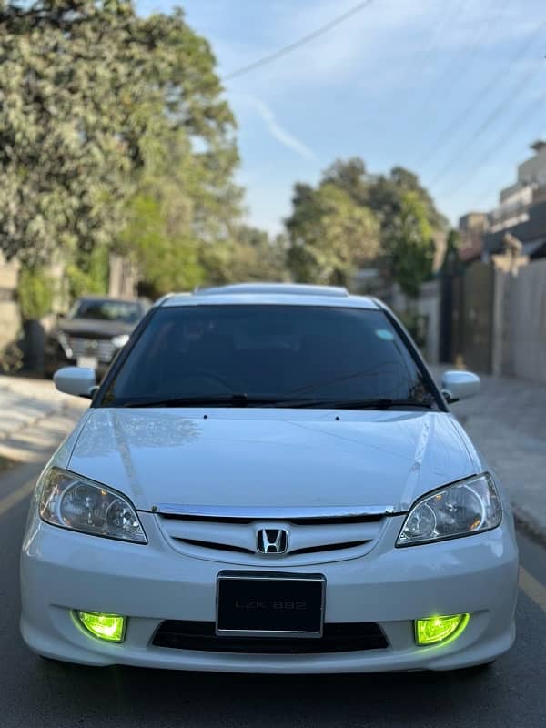 Honda Civic Oriel 2004 1