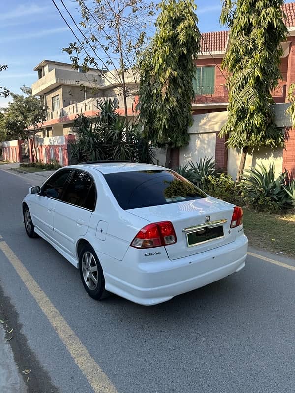 Honda Civic Oriel 2004 9