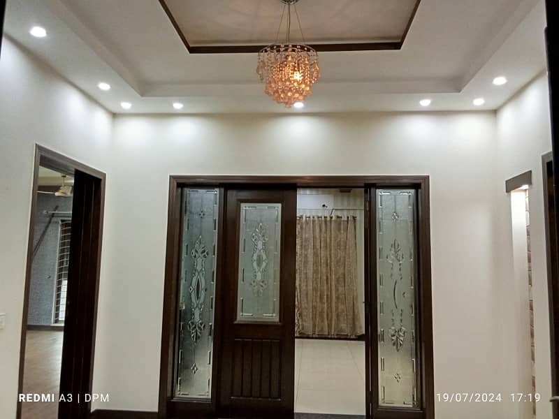 10 Marla Well Maintained Owner Build House In Dha Phase 8 For Rent On Prime Location Near Ring Road And Allama Iqbal AirPort 1