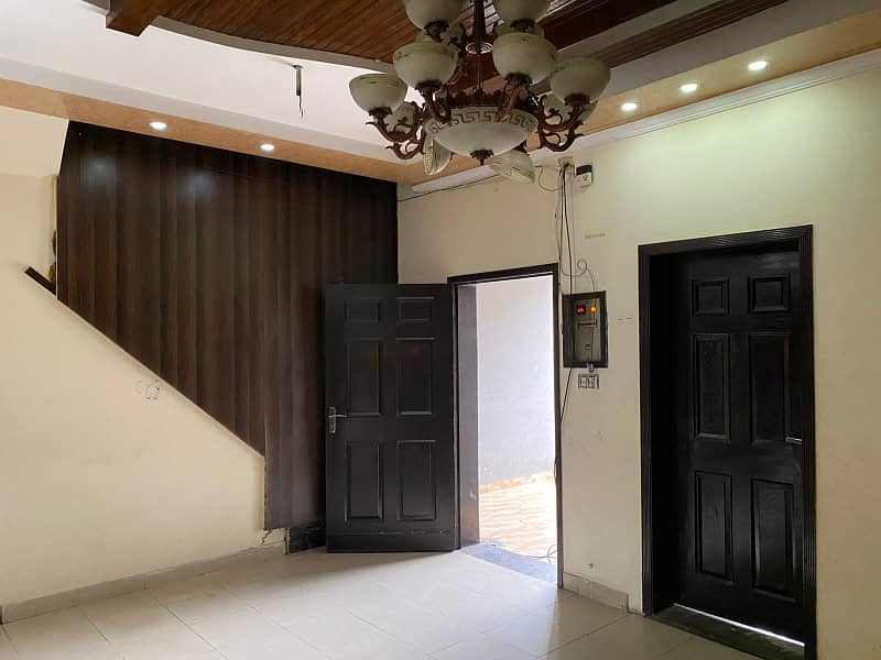 5 Marla Lower Portion For Rent Near Punjab School 5