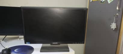 Samsung LED monitor