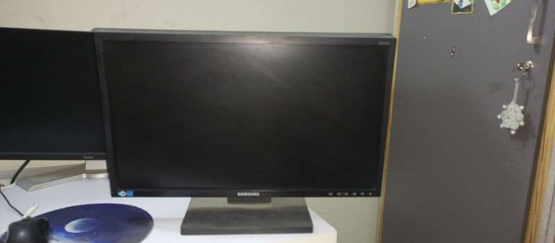 Samsung LED monitor 0