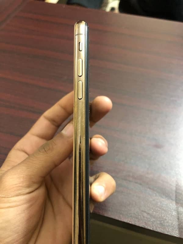 Iphone xs max 512 GB NON PTA 5