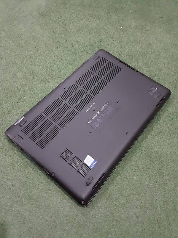 Dell core i7 8th gen superfast laptop for heavy working 1