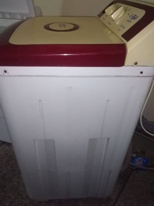 Original Super Asia SA 270 Washing Machine  in good working condition 6