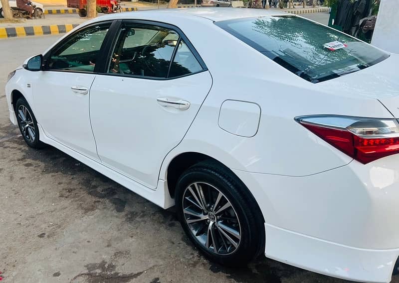 Toyota Corolla Altis 2021 8