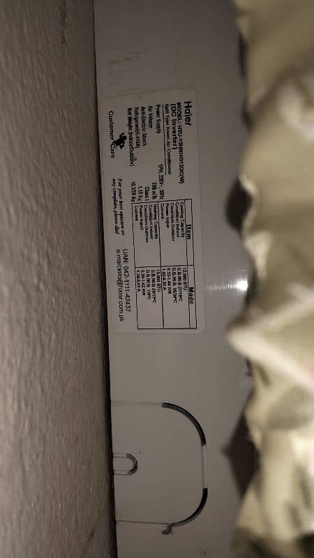 Haier 1 ton ac new condition 1