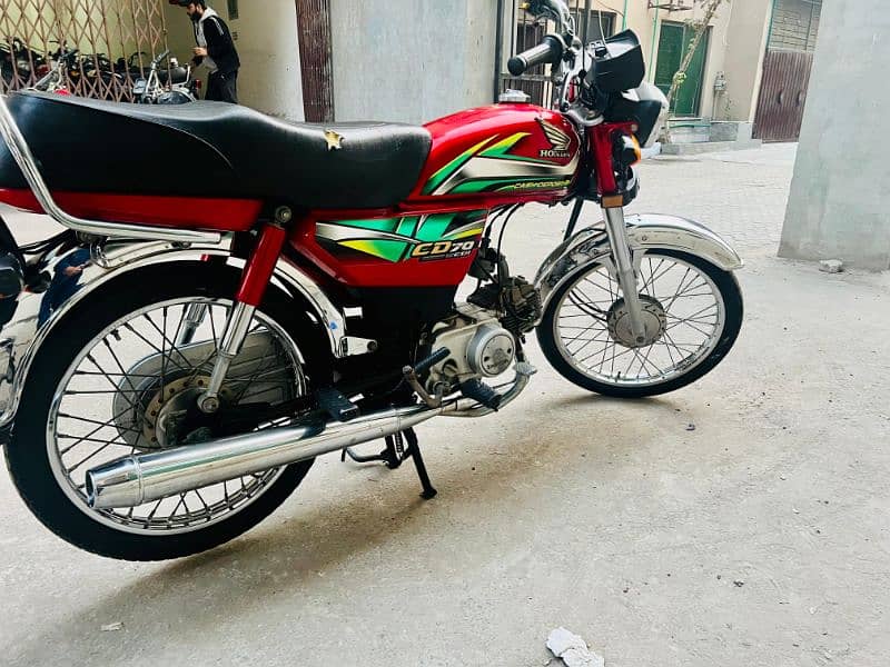 Black Honda CD70 model urgent for sale 3