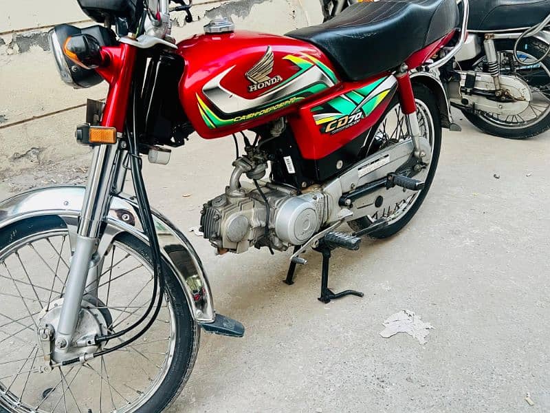 Black Honda CD70 model urgent for sale 5