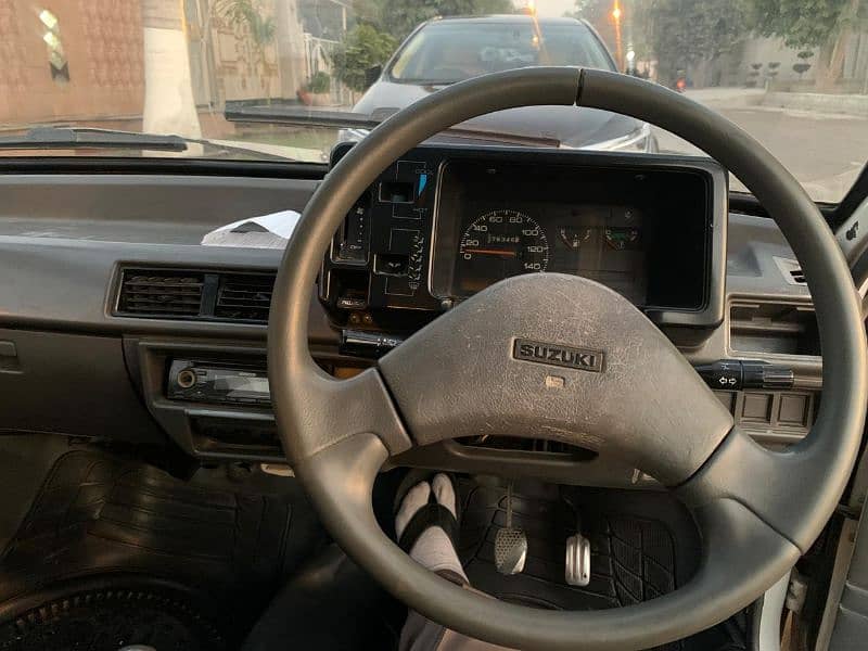 Suzuki Mehran VXR 2015 8