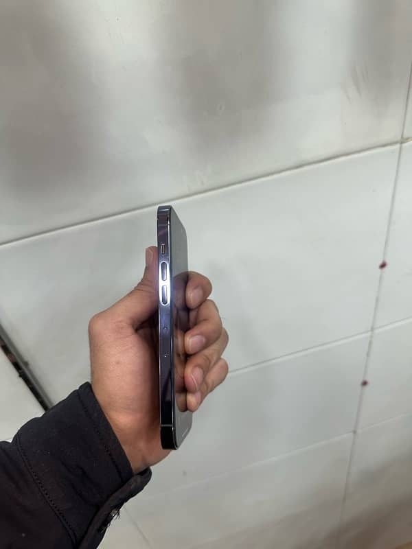 iphone 14 Pro PTA 256gb 2