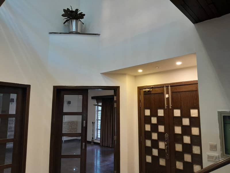 1 Kanal Luxury Brand New Modern House For Rent In Gulbahar Block Sector B Bahria Town Lahore 7