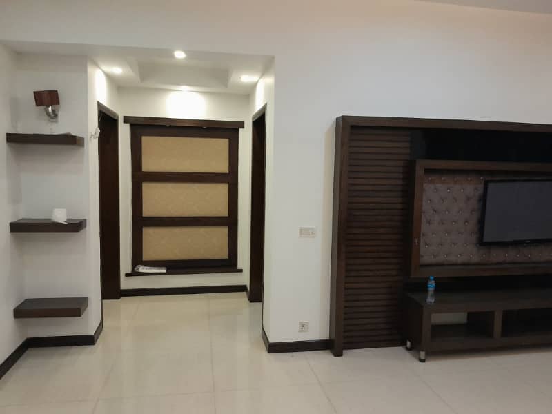 1 Kanal Luxury Brand New Modern House For Rent In Gulbahar Block Sector B Bahria Town Lahore 12