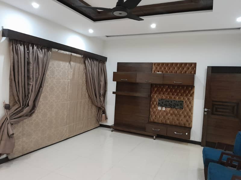 1 Kanal Luxury Brand New Modern House For Rent In Gulbahar Block Sector B Bahria Town Lahore 24