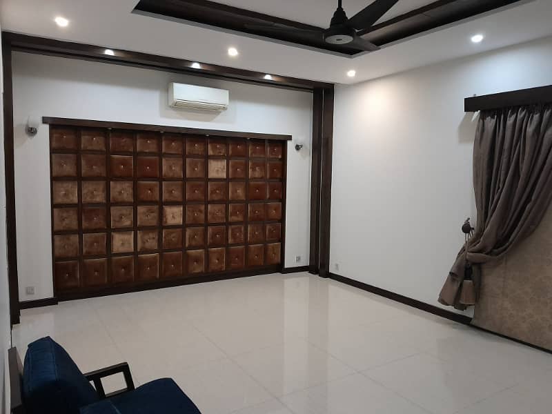 1 Kanal Luxury Brand New Modern House For Rent In Gulbahar Block Sector B Bahria Town Lahore 25