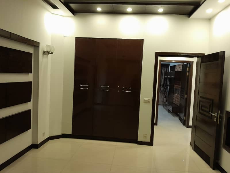 1 Kanal Luxury Brand New Modern House For Rent In Gulbahar Block Sector B Bahria Town Lahore 26