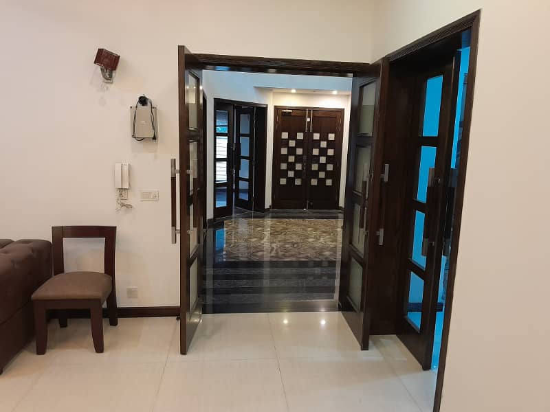 1 Kanal Luxury Brand New Modern House For Rent In Gulbahar Block Sector B Bahria Town Lahore 32