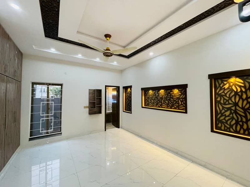 3 Marla New House For Sale in Alkabir Town Raiwind road Lahore 1