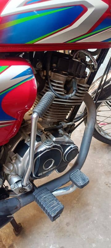 Honda 125 2022 4