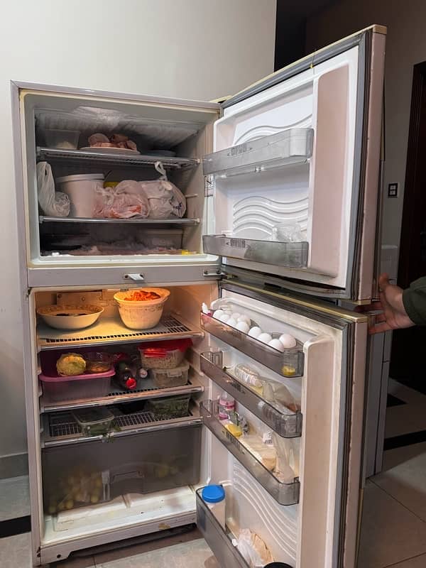 Dawlance refrigerator for Sale 3