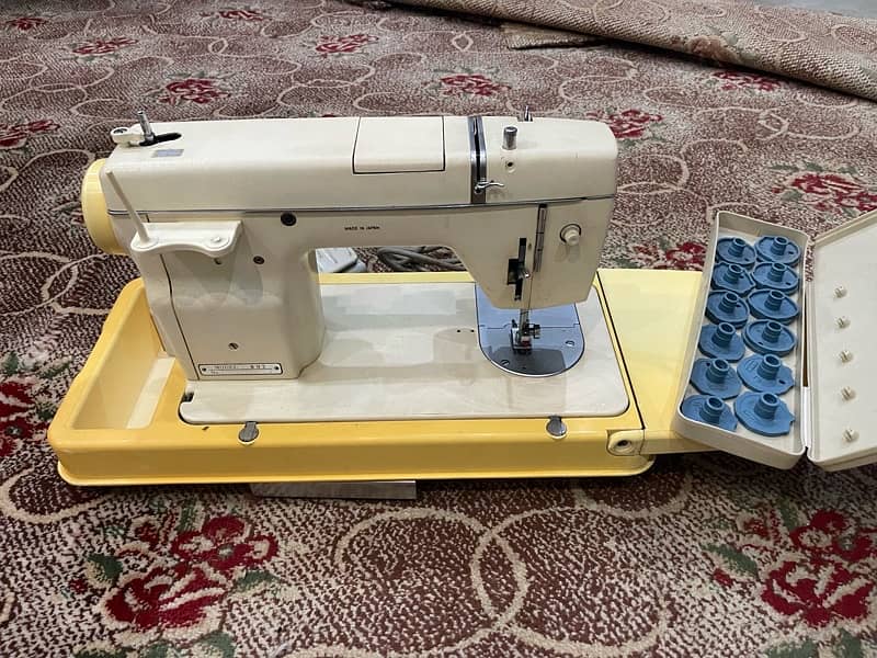 Janome Sewing Machine in Very Good Condition 100% Genuine Japani 1