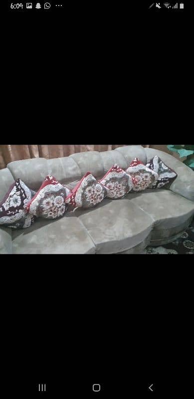 5 seater sofa set nice condition 6