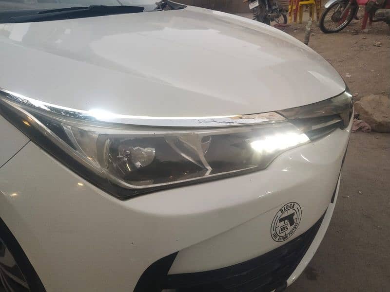 Toyota Corolla GLI 2016 0*3*4*3*2*1*1*9*4*4*7 6