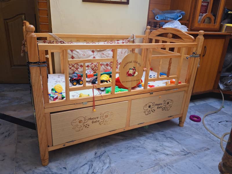 Babycot for sale in Islamabad 0