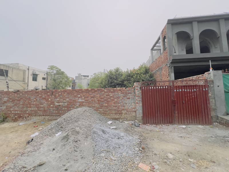 1 Kanal Plot Available For Rent Main Green Belt Road Facing Hockey Stadium LDA office 8