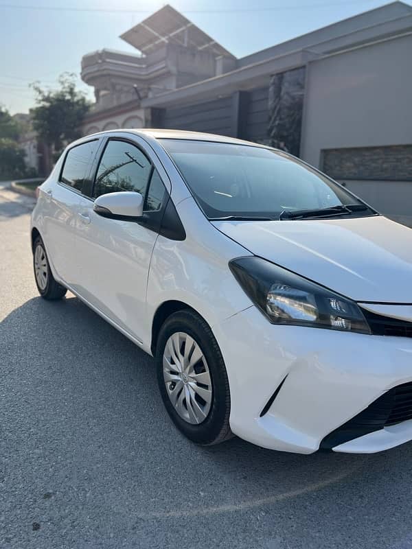 Toyota Vitz 2015 1