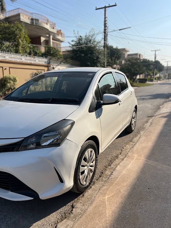 Toyota Vitz 2015 2