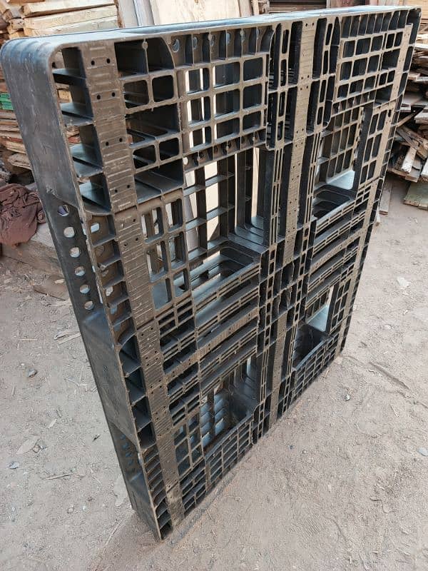 Plastic Pallet 1