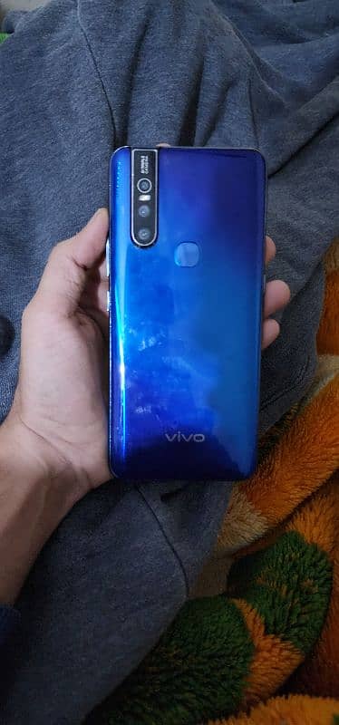 vivo V15 1