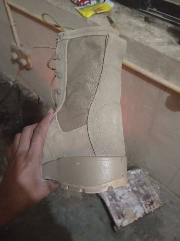 Army shoes 1